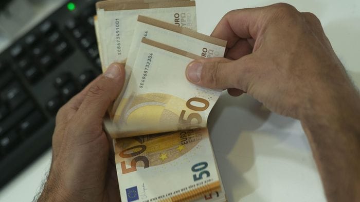 a bergamo il 55 232 indebitato in aumento chi non riesce pagare