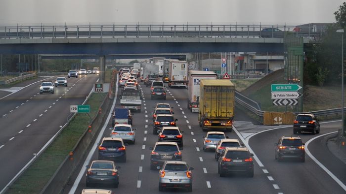 A4, chiuse le uscite di Seriate e Dalmine nella notte tra il 16 e il 17 ottobre A4, chiuse le uscite di Seriate e Dalmine nella notte tra il 16 e il 17 ottobre