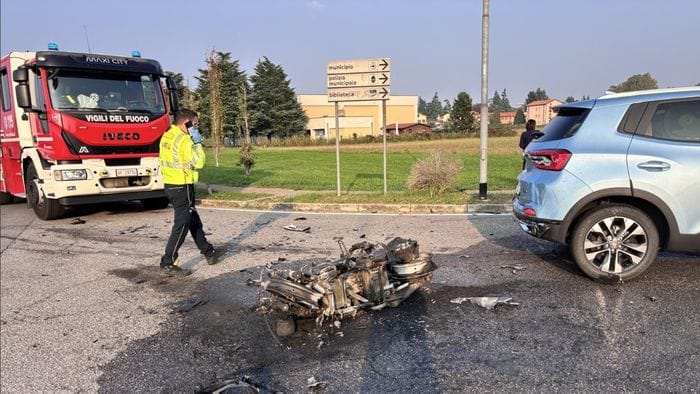 https://storage.ecodibergamo.it/media/photologue/2025/10/14/photos/cache/tragedia-a-verderio-muore-motociclista-54enne-di-madone_e79d5eda-a8dd-11f0-b221-31e719b4b64b_1920_1080_v3_large_16_9.jpg