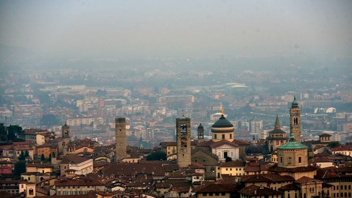 Bergamo, ancora in vigore le misure anti smog Bergamo, ancora in vigore le misure anti smog