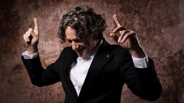 https://storage.ecodibergamo.it/media/photologue/2025/10/16/photos/cache/il-16-aprile-a-bergamo-il-concerto-di-goran-bregovic_fa1f8634-aaac-11f0-b221-31e719b4b64b_1920_1080_v3_large_16_9.jpg