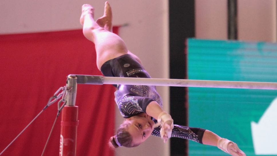 Chiara Barzasi, classe 2007, in gara alle parallele ai Campionati italiani. La giovane bergamasca è all’esordio ai Mondiali, al via domenica 19 in Indonesia Chiara Barzasi, classe 2007, in gara alle parallele ai Campionati italiani. La giovane bergamasca è all’esordio ai Mondiali, al via domenica 19 in Indonesia