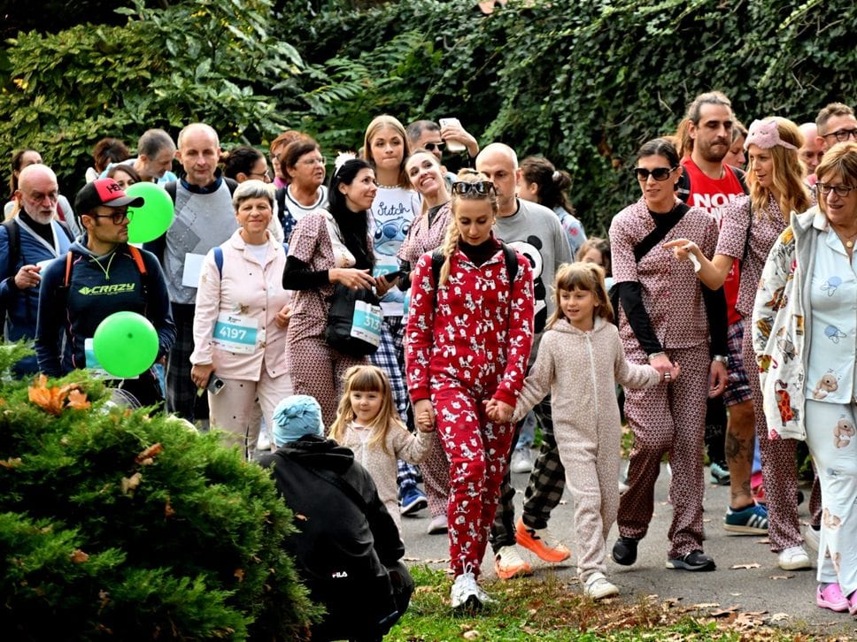 Alcuni momenti della Pigiama Run, sono stati oltre 2.300 gli iscritti