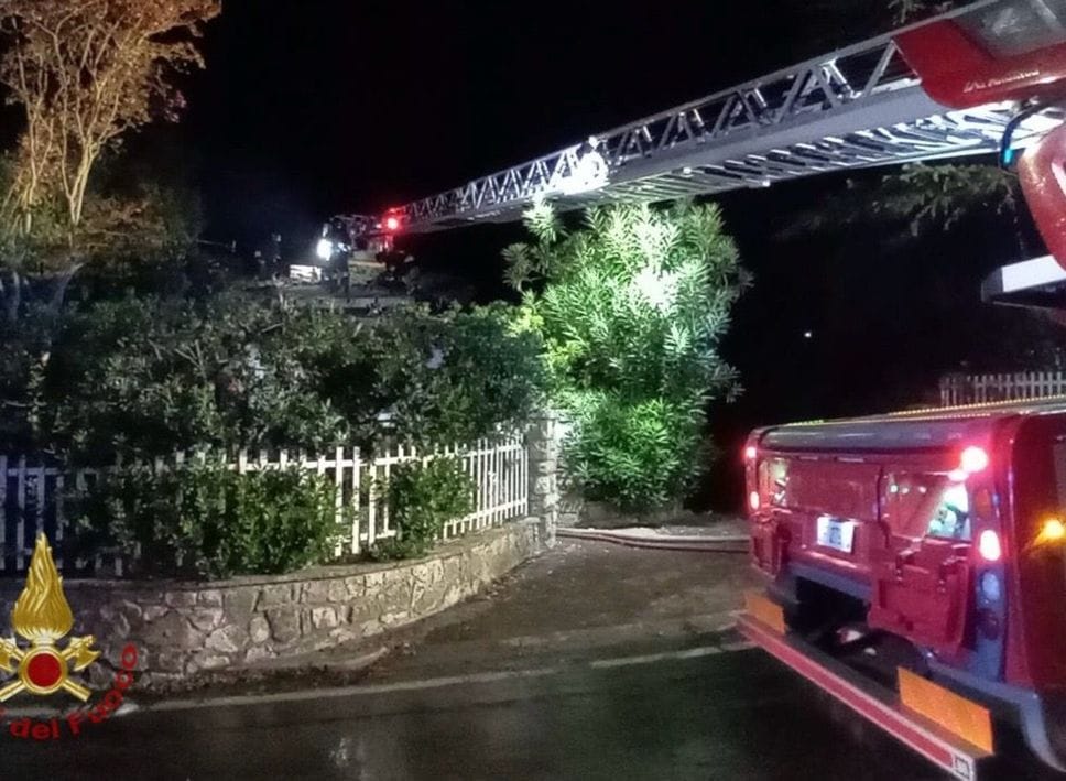 L’intervento dei Vigili del fuoco alle 4.20 di notte