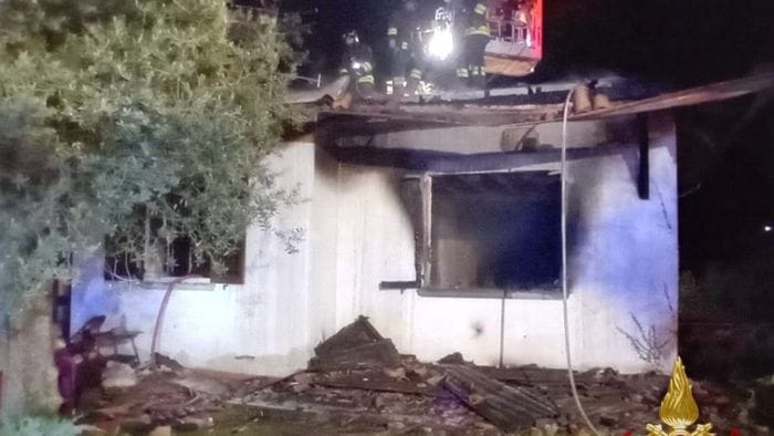 Sarnico, 75enne muore in un incendio in casa con il suo cane. L’abitazione sotto sequestro Foto Sarnico, 75enne muore in un incendio in casa con il suo cane. L’abitazione sotto sequestro Foto