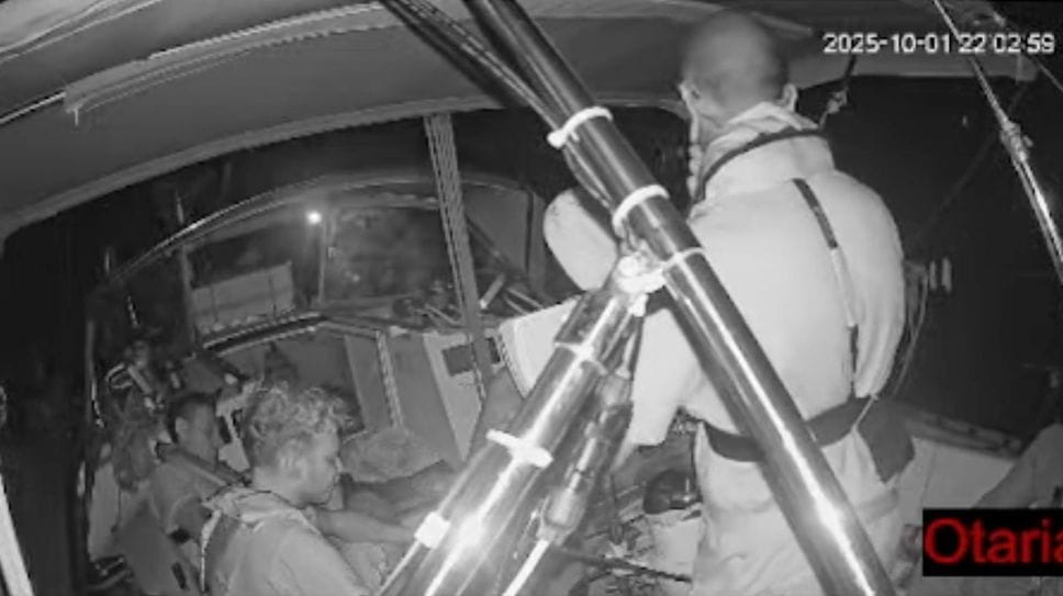 La barca Otaria su cui viaggia anche il bergamasco Dario Crippa. L’imbarcazione sarebbe stata fermata dalla marina israeliana verso le 2 di giovedì notte