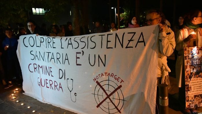 «Luci sulla Palestina», serata di presidi agli ospedali di Bergamo, Seriate e Treviglio   Video