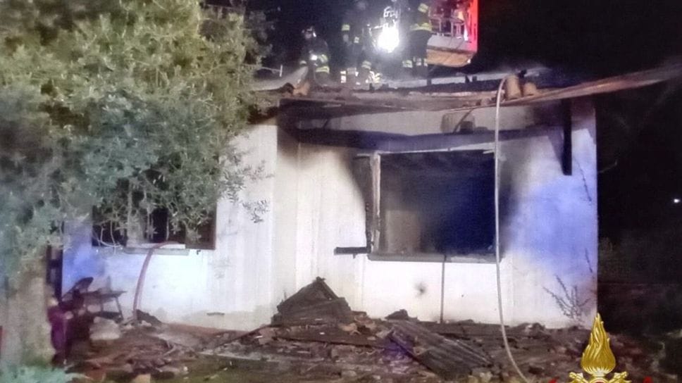 L’abitazione a Sarnico in cui è morta Floria Paissoni: a generare l’incendio un mozzicone di sigaretta L’abitazione a Sarnico in cui è morta Floria Paissoni: a generare l’incendio un mozzicone di sigaretta