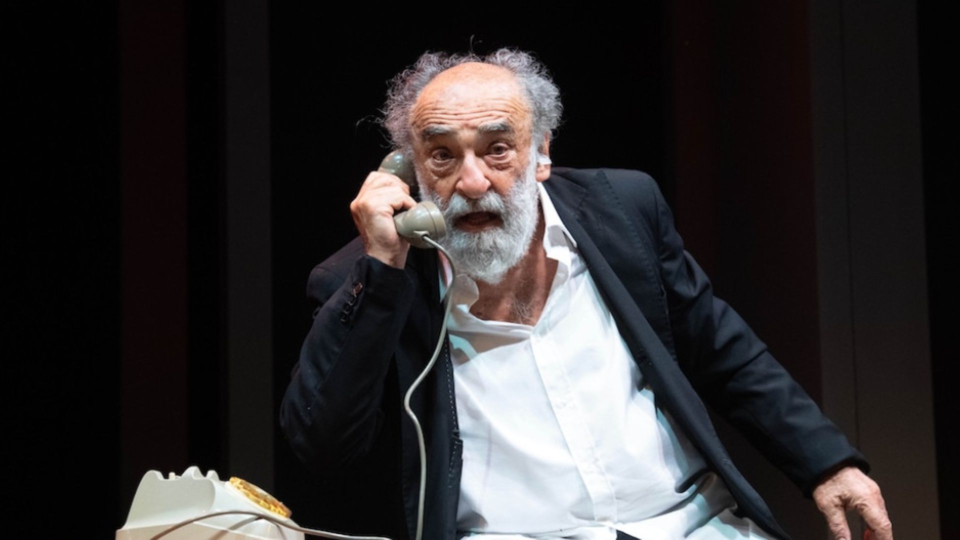 https://storage.ecodibergamo.it/media/photologue/2025/10/23/photos/a-lovere-ce-un-teatro-bellissimo-che-ha-rischiato-di-diventare-un-parcheggio_8452aad0-af61-11f0-81ae-5f581298ebf8_1920_1080.jpeg