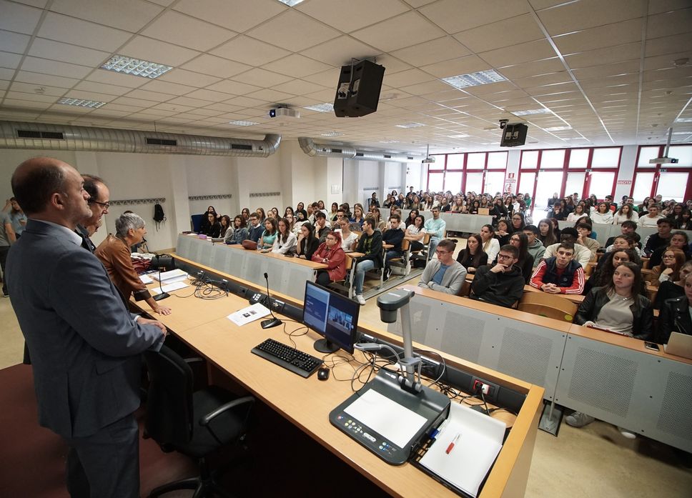 Università di Bergamo Saluto del rettore Sergio Cavalieri alle matricole nel 2024