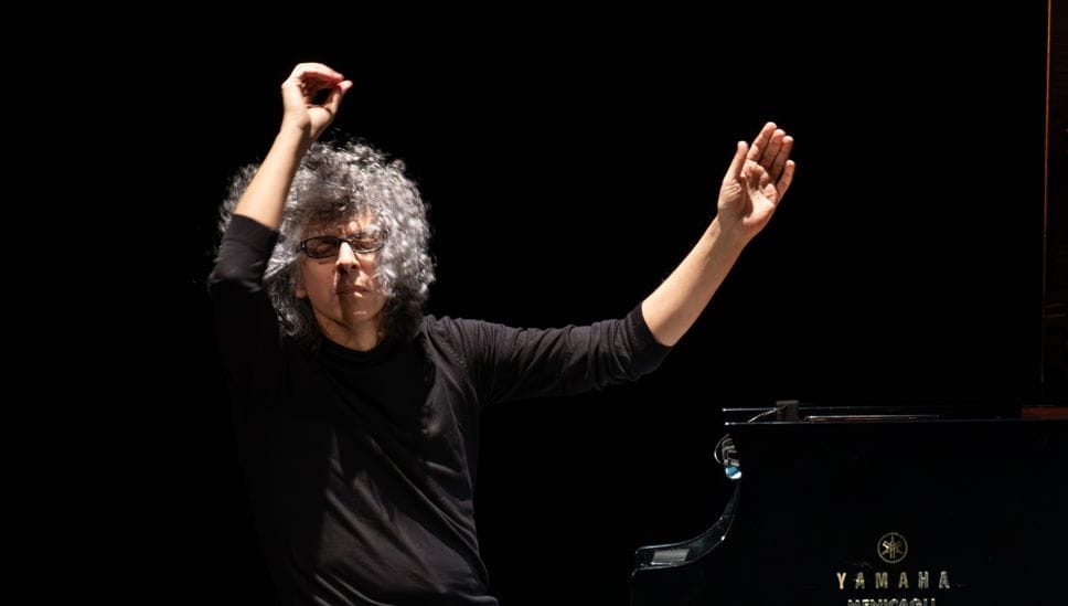 Giovanni Allevi nel concerto al Donizetti il 15 gennaio scorso Giovanni Allevi nel concerto al Donizetti il 15 gennaio scorso