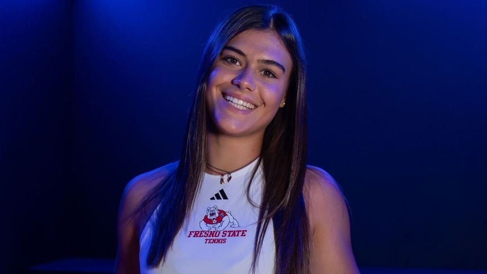 Giulia Lodovici, 19 anni, di Curno, si è trasferita negli Stati Uniti e studia alla California State University di Fresno; tennista ha ricevuto una borsa di studio che le permette di unire attività accademica e allenamenti a livello agonistico