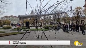 Bergamo, «L'Albero dei tutti», una grande scultura in ricordo delle vittime delle mafie
