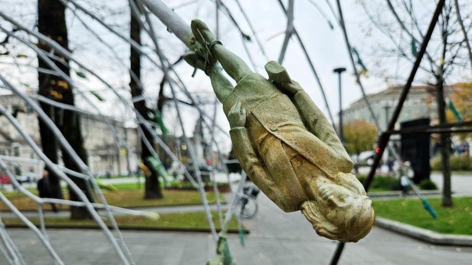 Un dettaglio della scultura Un dettaglio della scultura