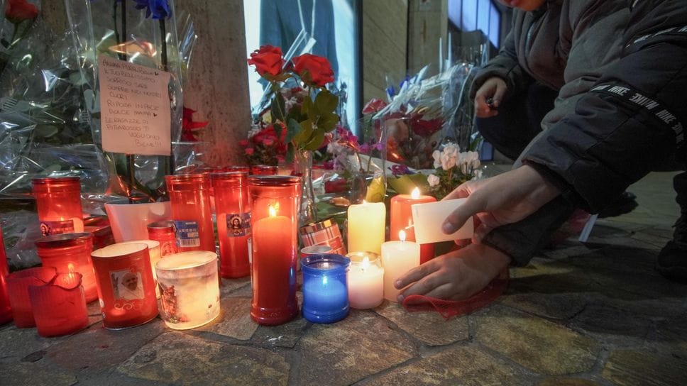 Il luogo del delitto in via Tiraboschi a Bergamo. Lo scorso 3 gennaio Sadate Djiram ha ucciso a coltellate Mamadi Tunkara, 36enne del Gambia che lavorava come vigilantes al supermercato Carrefour