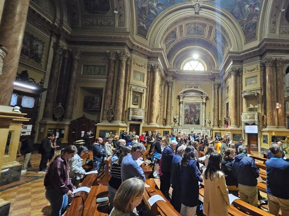 La preghiera delle Acli nella chiesa delle Grazie a Bergamo