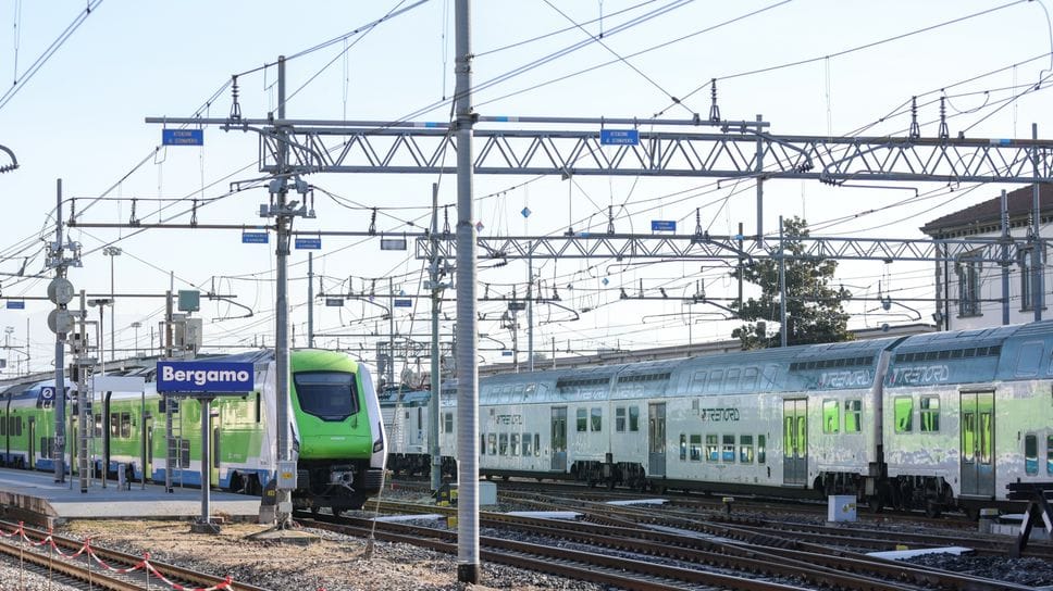 La stazione di Bergamo La stazione di Bergamo