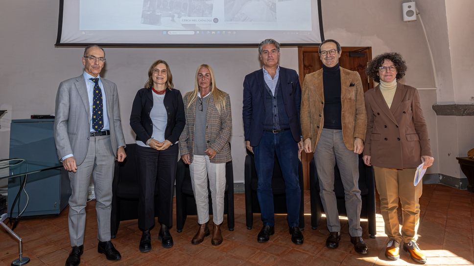 La presentazione del portale web del Museo delle storie di Bergamo: da sinistra: Marco Ghisalberti, Giulia Todeschini, Cristina Sestini, Sergio Gandi, Giovanni Zambonelli e Roberta Frigeni