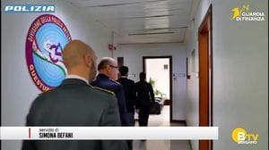 Polizia e Gdf: confiscati all'ex assessore Bellavita 1,3 milioni di euro