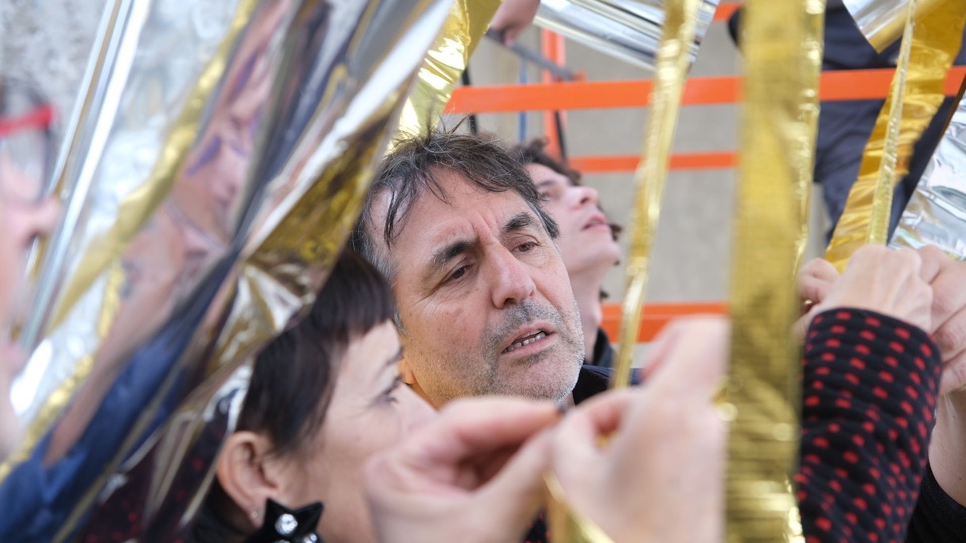 «Golden Gate» di Daniel Gonzàlez, al Cimitero Monumentale una luce per celebrare la memoria «Golden Gate» di Daniel Gonzàlez, al Cimitero Monumentale una luce per celebrare la memoria