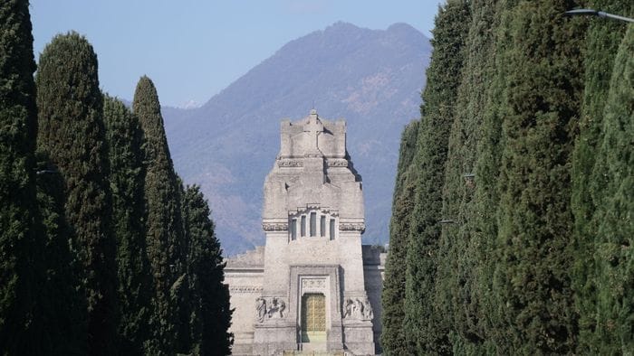 Dove dolore e ricordo si vivono in solitudine