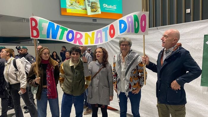 https://storage.ecodibergamo.it/media/photologue/2025/10/6/photos/cache/global-sumud-flotilla-il-bergamasco-dario-crippa-e-atterrato-a-malpensa_bc66bc44-a2d8-11f0-ab25-27d30ab876f4_1920_1080_v3_large_16_9.jpeg