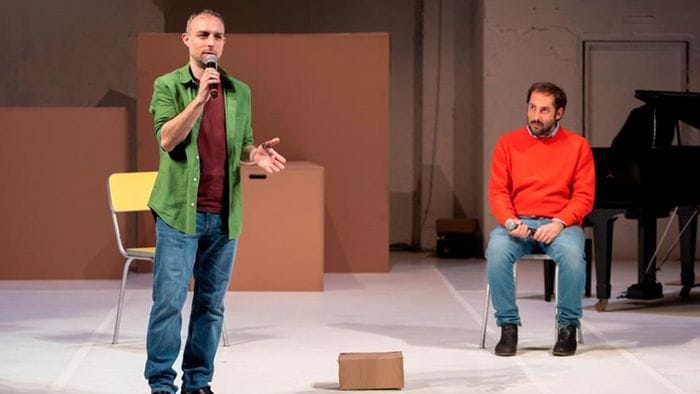 https://storage.ecodibergamo.it/media/photologue/2025/10/7/photos/cache/con-bidibibodibiboo-racconto-il-mondo-del-lavoro-alla-deriva_8f8d3ed0-a14a-11f0-85d5-8e765c89b52c_1920_1080_v3_large_16_9.jpg