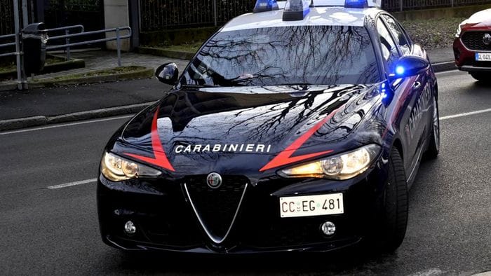 https://storage.ecodibergamo.it/media/photologue/2025/10/7/photos/cache/tentato-omicidio-e-traffico-di-droga-8-arresti-nel-mirino-anche-un-imprenditor_8821263a-a342-11f0-ab25-27d30ab876f4_1920_1080_v3_large_16_9.jpg