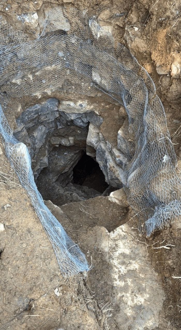 Il terzo ingresso del complesso carsico tra l’alto Sebino e la Valle Cavallina Il terzo ingresso del complesso carsico tra l’alto Sebino e la Valle Cavallina