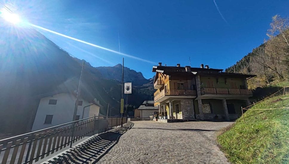 Archiviato l’ottobre più fresco degli ultimi 4 anni, Valcanale si gode gli ultimi raggi di sole Archiviato l’ottobre più fresco degli ultimi 4 anni, Valcanale si gode gli ultimi raggi di sole