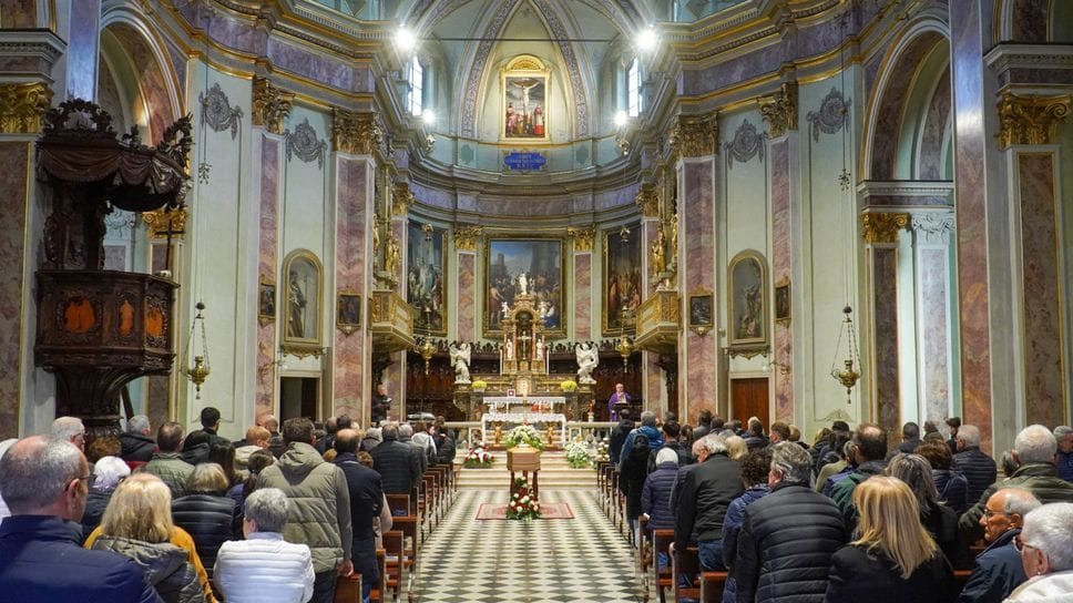 Gremita la parrocchiale di San Nicolò Vescovo a Zanica