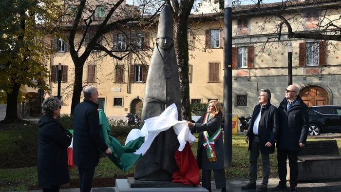 il grande cardinale in piazza carrara in un video le tappe del progetto