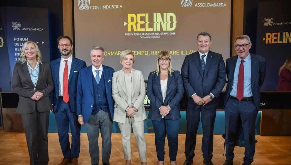 Da sinistra, Marta Spinelli, Alvise Biffi, Maurizio Marchesini, Marina Calderone, Daniela Fumarola, Pierpaolo Bombardieri, Maurizio Landini