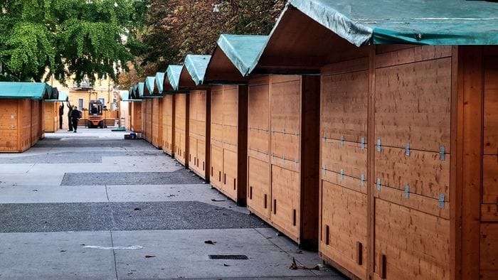 In Piazzale degli Alpini a Bergamo torna il Villaggio di Natale   Foto e video