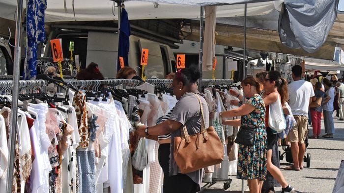 Mercato del Sentierone, apertura prolungata il 17 novembre fino alle 18