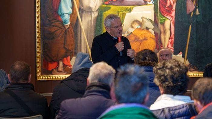 Il Vescovo di Bergamo accoglie 40 persone in condizioni di povertà nelle sale del nuovo Museo diocesano Il Vescovo di Bergamo accoglie 40 persone in condizioni di povertà nelle sale del nuovo Museo diocesano