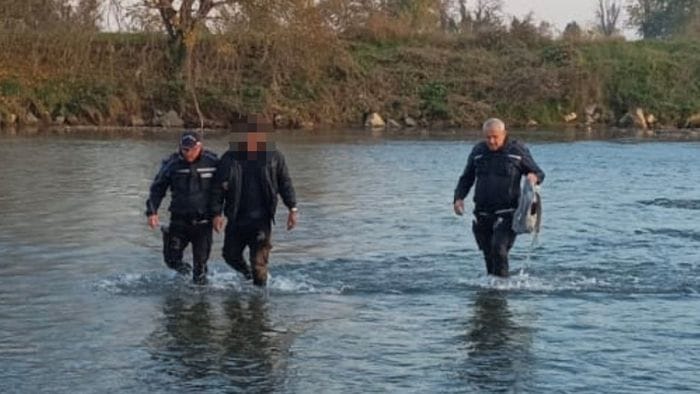 Si tuffa nel Serio per sfuggire agli agenti, preso a Mozzanica