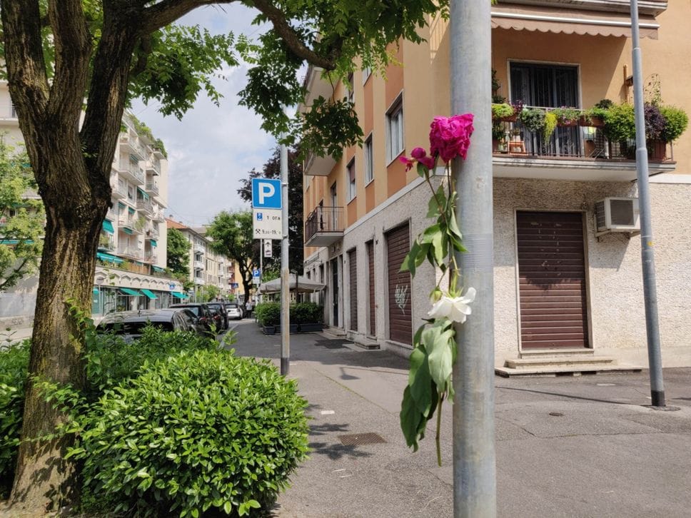 Fiori per ricordare l’Incidente in Via Broseta
