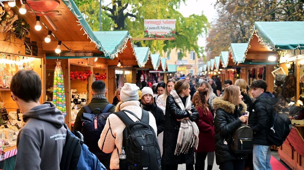 Il Villaggio di Natale in piazzale Alpini sarà aperto fino al 28 dicembre
