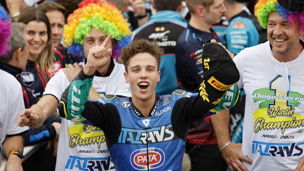 Diogo Moreira, campione del mondo Moto2 2025