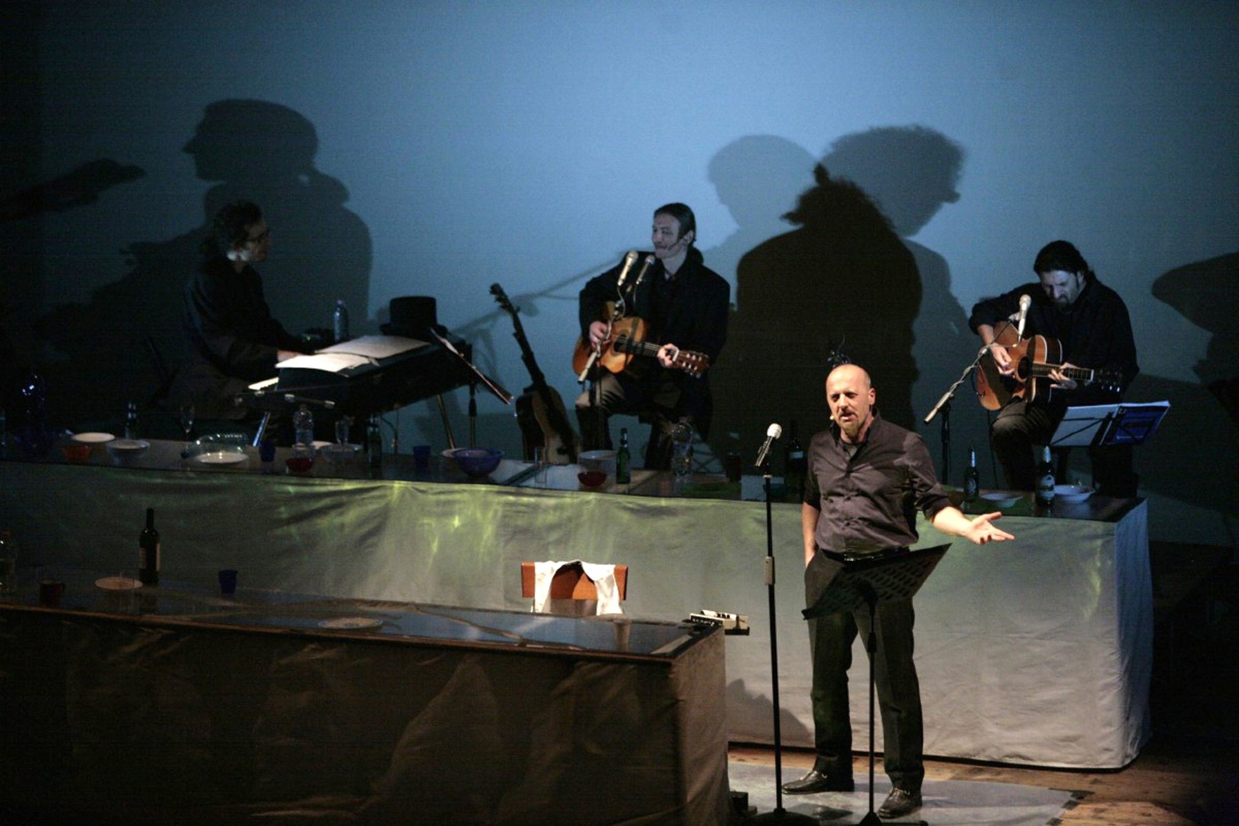 Marco Paolini con i Mercanti di Liquore