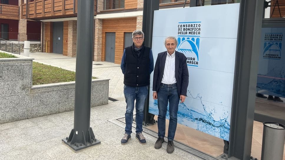 Il direttore generale del Consorzio, Mario Reduzzi, e il presidente Franco Gatti  nel campus di Medolago