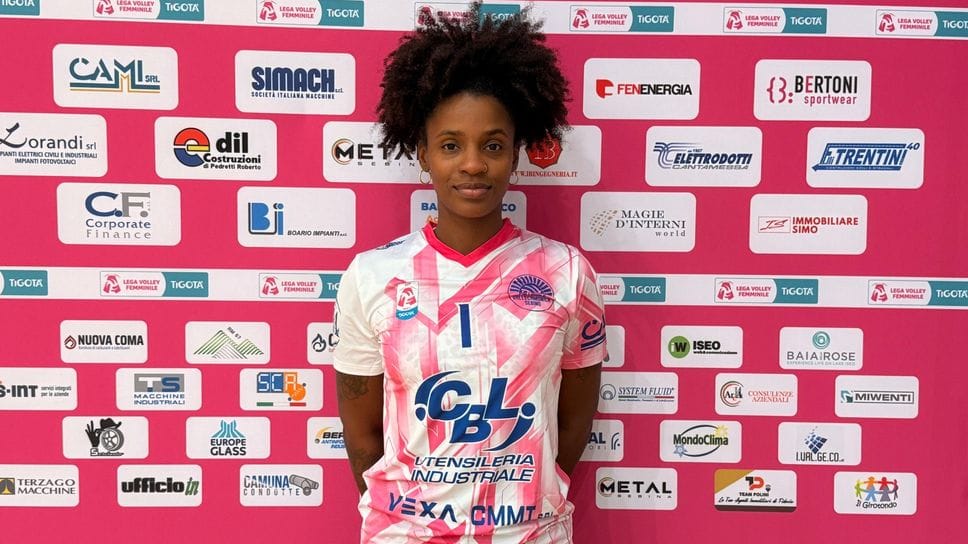 Dopo una lunga attesa Regla Martinez Ortiz, 26 anni schiacciatrice cubana, è la new-entry della Cbl Costa Volpino per il campionato di Serie A2 femminile: