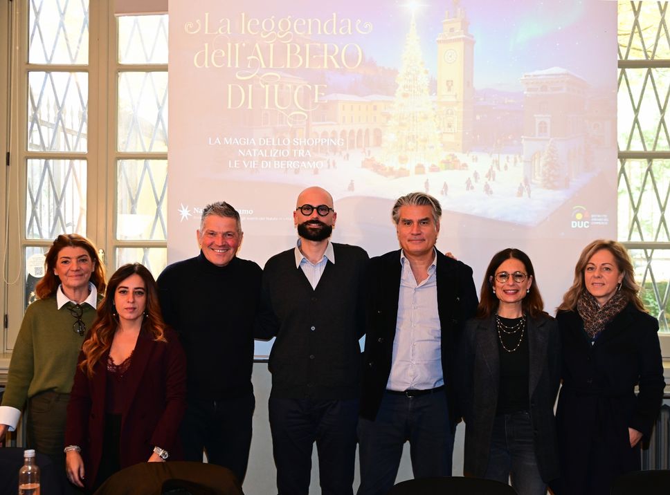 Durante la presentazione delle iniziative di Natale 2025 a Palazzo Frizzoni
