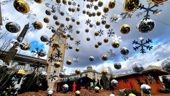 Natale a Bergamo: dal 24 novembre luci, mercatini e magia per le vie della città Natale a Bergamo: dal 24 novembre luci, mercatini e magia per le vie della città