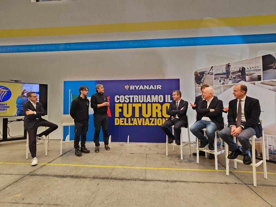 Il dibattito all’Aircraft Engineering Academy di Azzano San Paolo