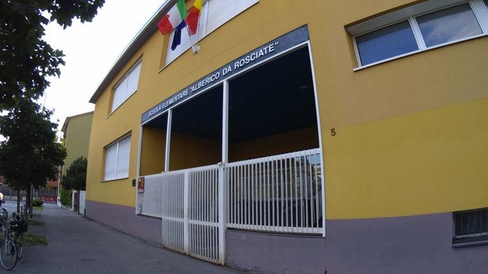 https://storage.ecodibergamo.it/media/photologue/2025/11/19/photos/cache/scuole-aperte-finanziati-i-progetti-dei-nove-istituti-comprensivi-di-bergamo_08d4ed16-c562-11f0-bfb0-f7fb2d03a348_1920_1080_v3_large_16_9.jpg