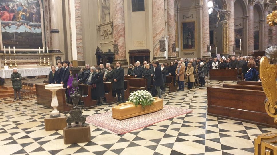 Gremita la basilica di Sant’Alessandro in Colonna