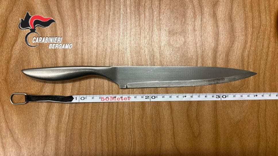 Il coltello usato nell’aggressione
