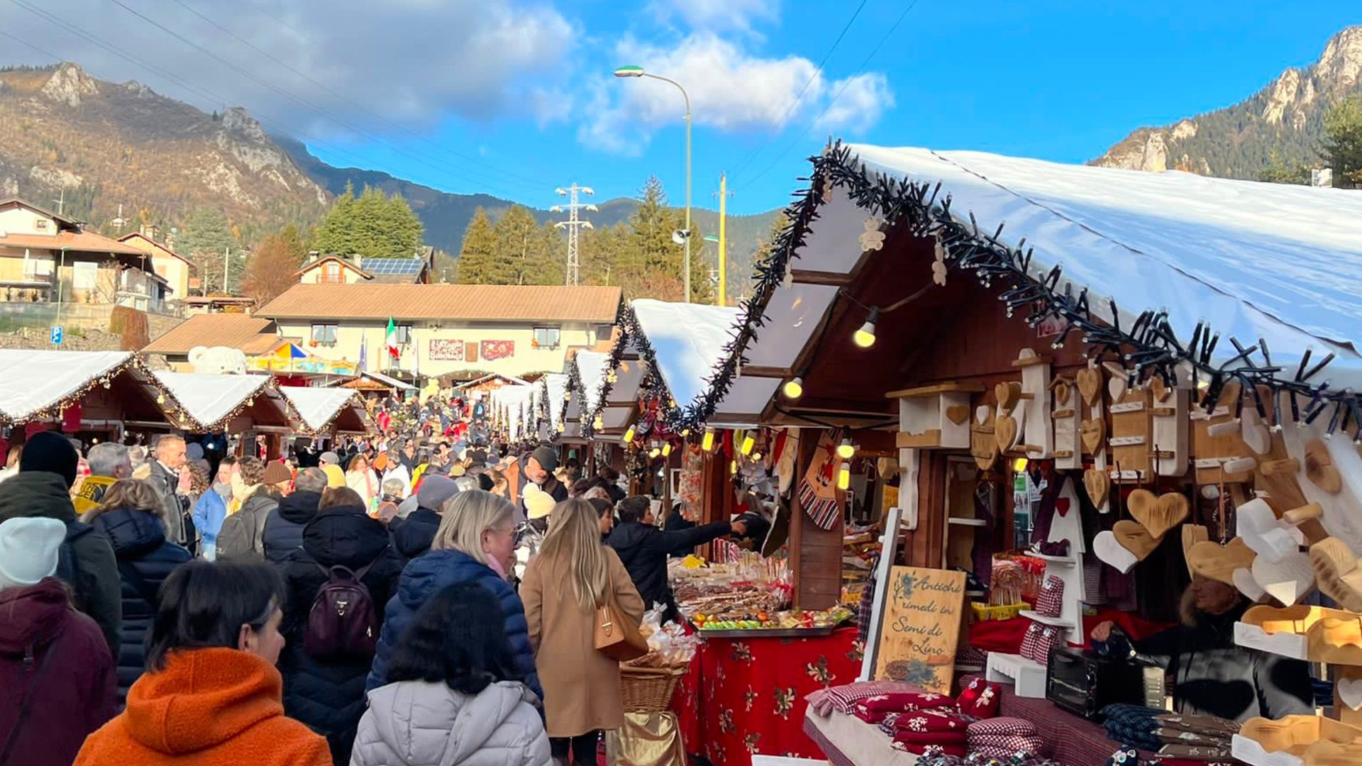 Voglia di Natale? La nostra guida ai mercatini di Bergamo e provincia (e non solo)